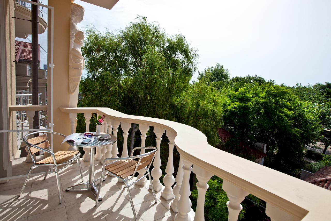 Pharaon De Lux Hotel Bugaz Exterior foto