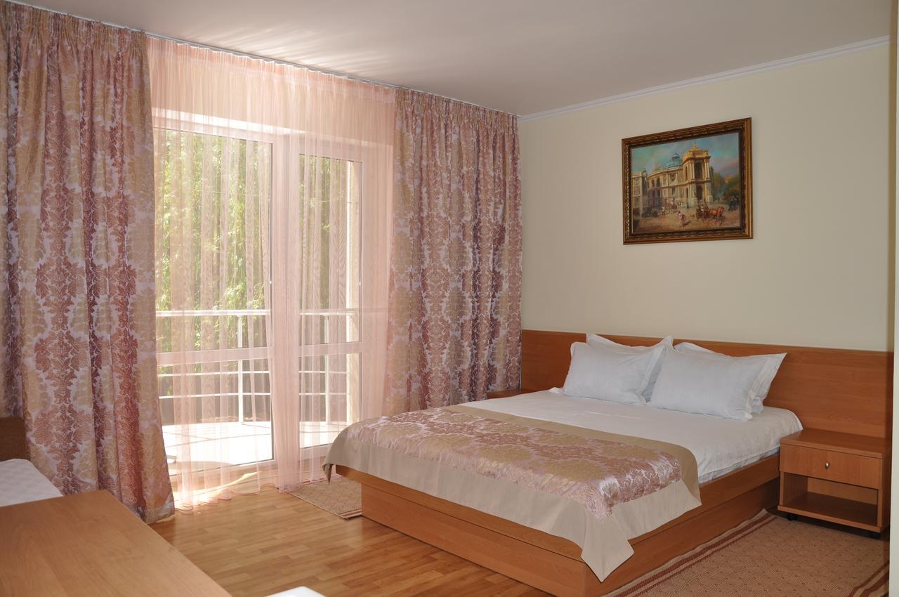 Pharaon De Lux Hotel Bugaz Exterior foto