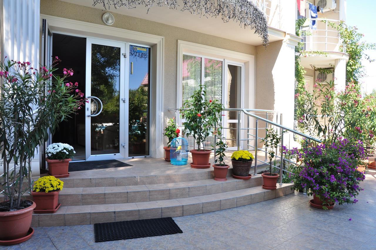 Pharaon De Lux Hotel Bugaz Exterior foto